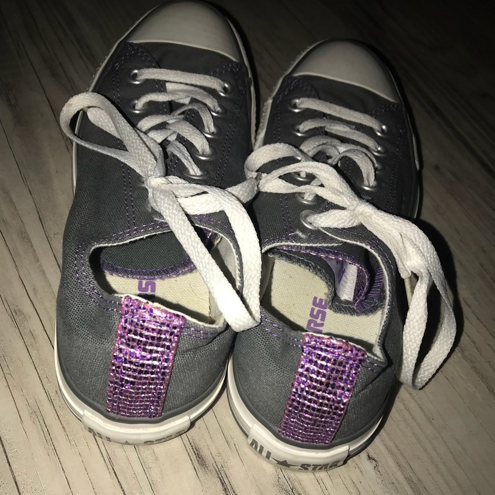 Grey converse - Picture 2 of 3